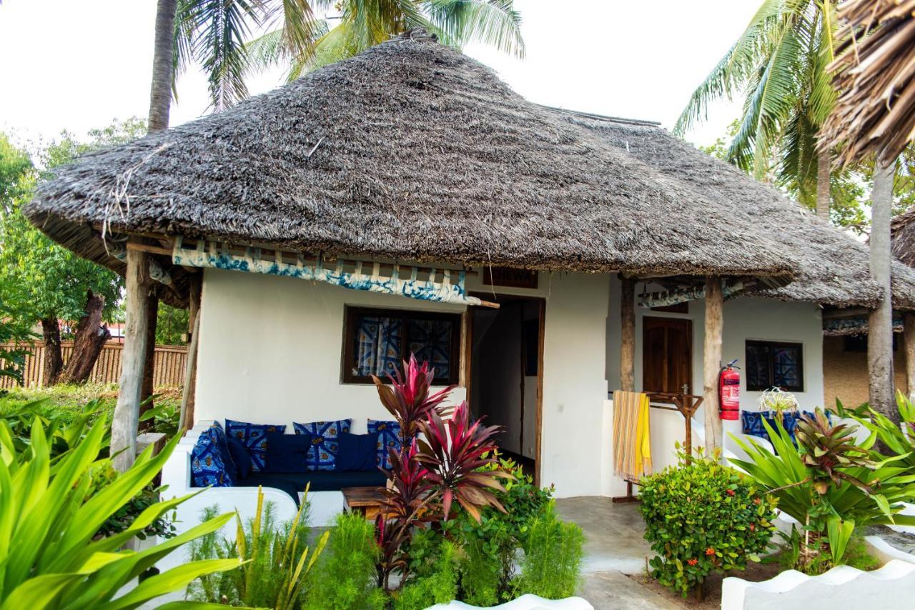 Hotel Butiama Marine Camp Utende Exterior foto